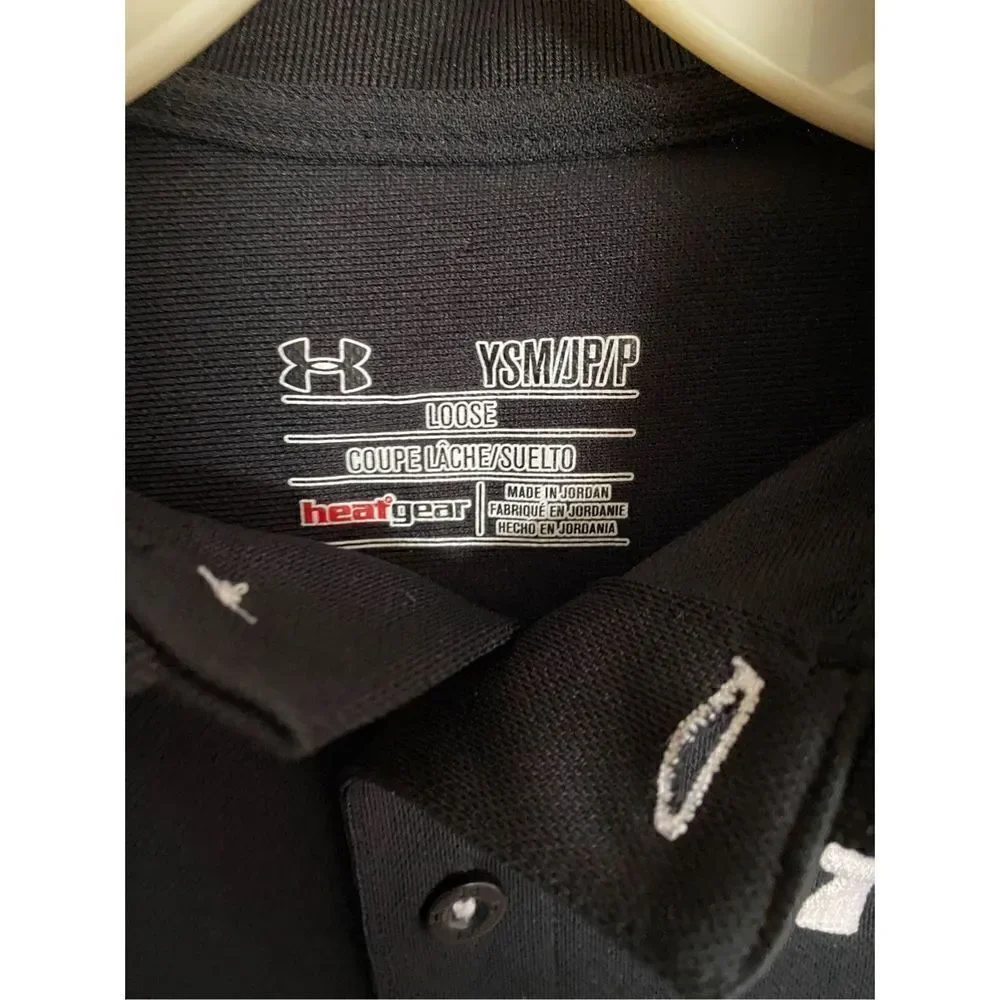 Under armor NWOT boys, black loose heat, guard polo, short sleeve top /small